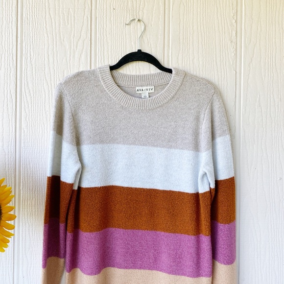 Ava & Viv Colorblock Sweater - Picture 5 of 9